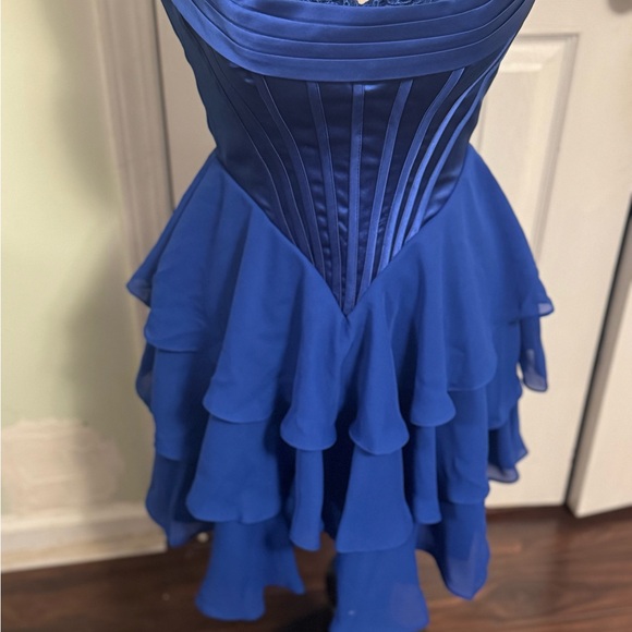 Dresses & Skirts - Elegant Royal Blue Strapless Dress